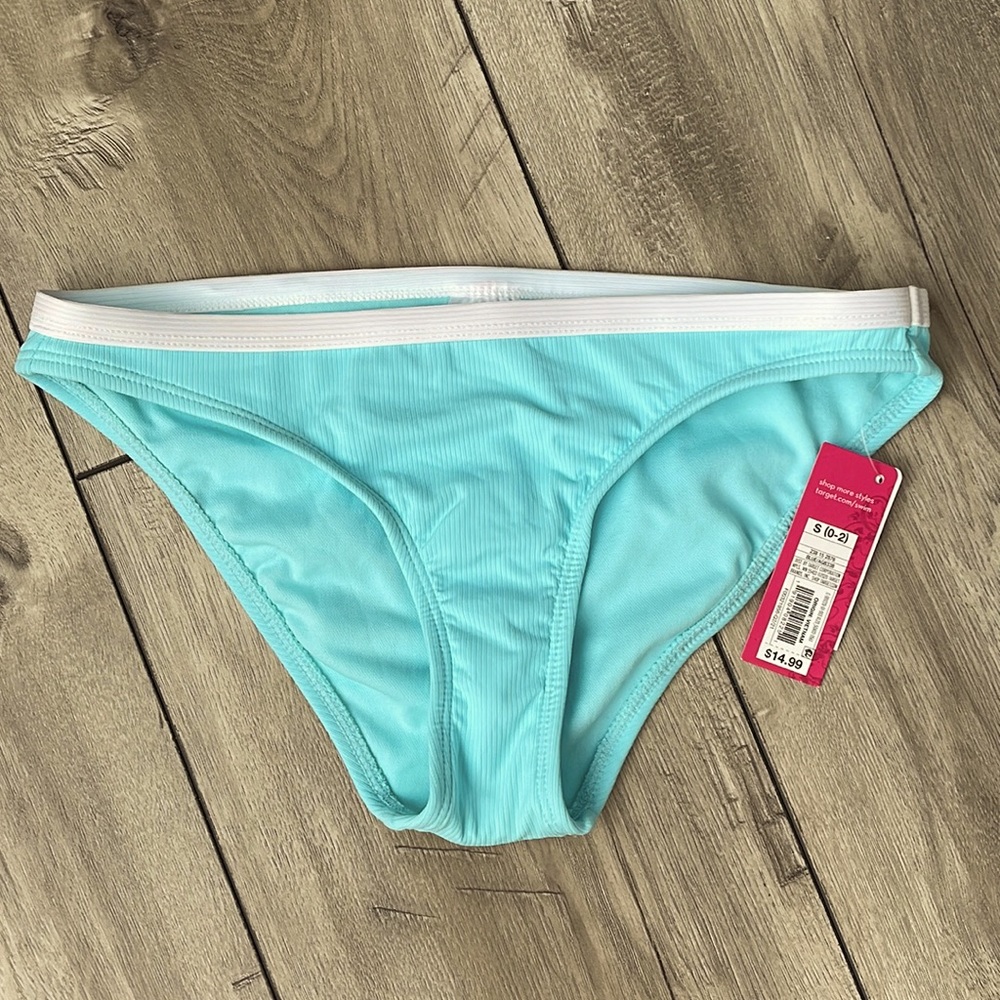Xhilaration Women’s NEW Bikini Swimsuit Size S (0-2)